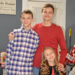 Meet your Posher, April